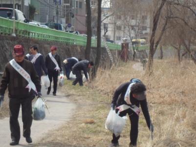 새봄맞이 수원천 정화활동 전개